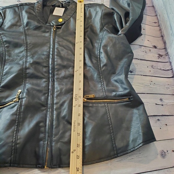 NEW Therapy by Lane Crawford Black Vegan Faux Leather Crop Moto Jacket XL 117070 - Picture 12 of 12